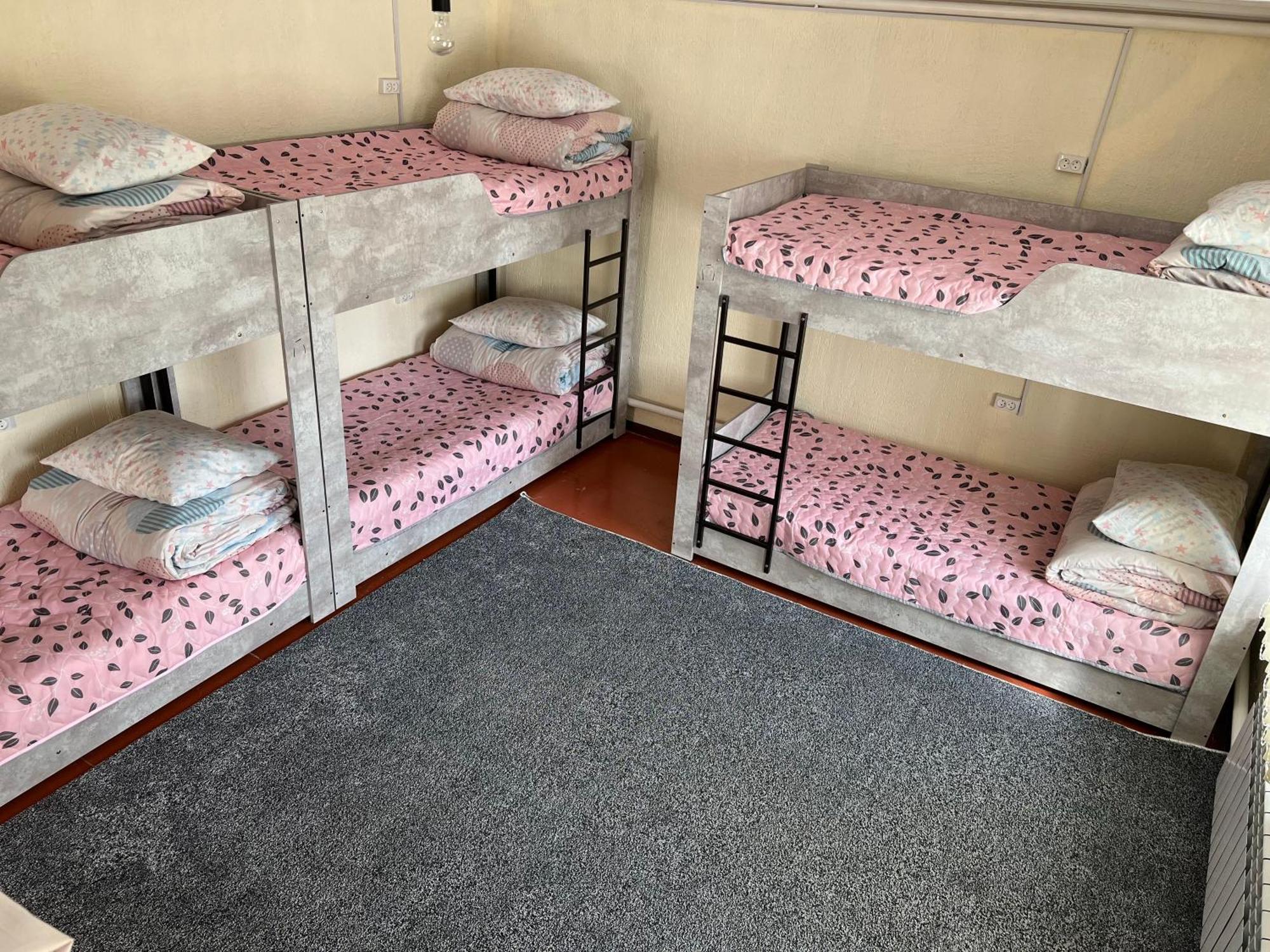 The Nest Hostel Karakol Rom bilde